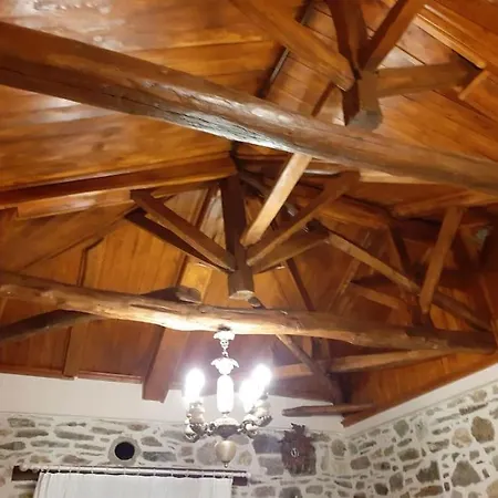 ξυλοπετρα / Wood & Stone House Apartamento *